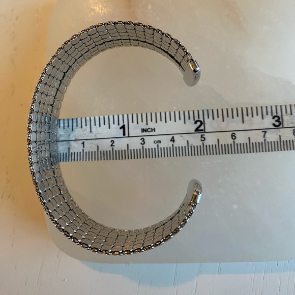 Silver Tone 1970’s-1980’s inspired Cuff - Picture 5 of 6